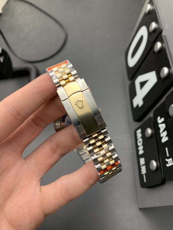 DATEJUST II 41 CHAMPAGNE DIAL JUBILEE BRACELET - Image 5