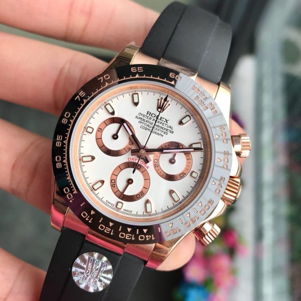 DAYTONA ROSE GOLD CASE 40MM WHITE DIAL RUBBER STRAP - Image 4