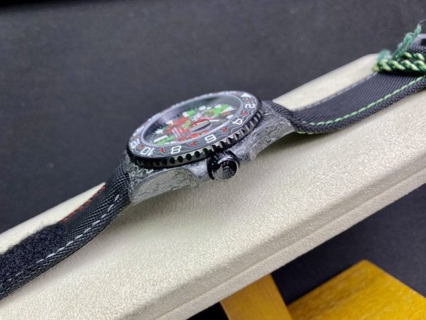 GMT - MASTER II CARBON MULTI COLOR DIAL - Image 6