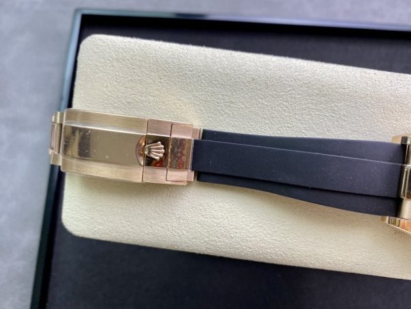 DAYTONA ROSE ROSE GOLD 40MM CERAMIC DIAMOND NUMERALS - Image 7