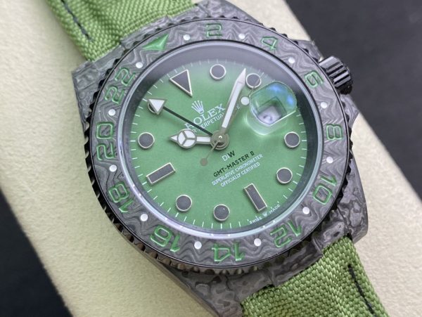 GMT - MASTER II CARBON CASE KHAKI DIAL - Image 2