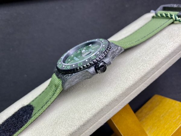 GMT - MASTER II CARBON CASE KHAKI DIAL - Image 6