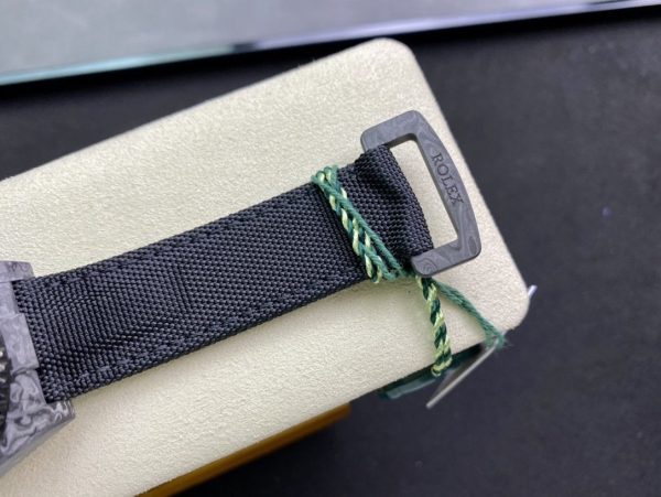 GMT - MASTER II CARBON CASE WHITE - Image 8