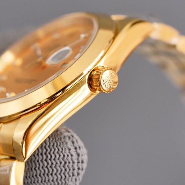 DATEJUST 41MM GOLD SMOOTH BEZEL DIAMOND NUMERALS - Image 7
