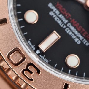 YACHT-MASTER EVEROSE GOLD BLACK DIAL - Image 2