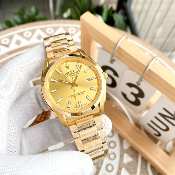 DATEJUST 40MM SMOOTH BEZEL GOLD STEEL - Image 5