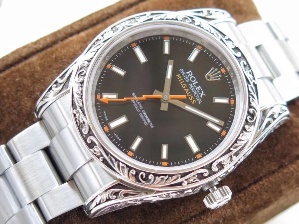 MILGAUSS 40 HAND ENGRAVED CASE BLACK DIAL - Image 5