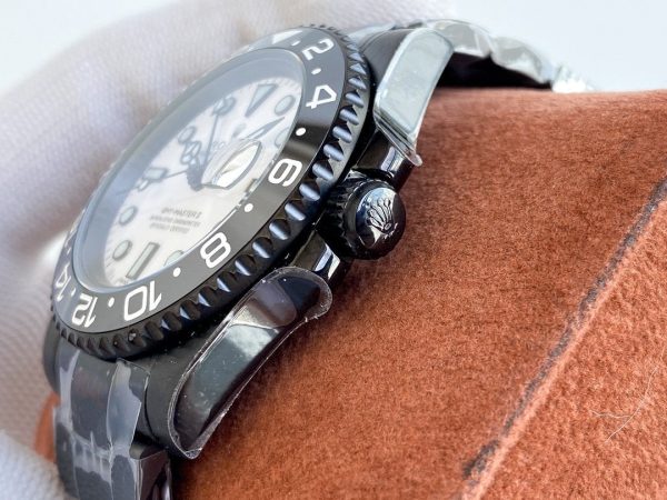 GMT-MASTER II CUSTOM ALL BLACK BEZEL WHITE DIAL - Image 6
