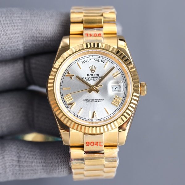 DAY-DATE 40 GOLD CASE JUBILEE BRACELET - Image 4