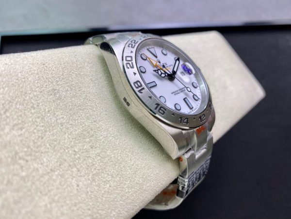 EXPLORER II 42MM STAINLESS STEEL WHITE DIAL - Image 6