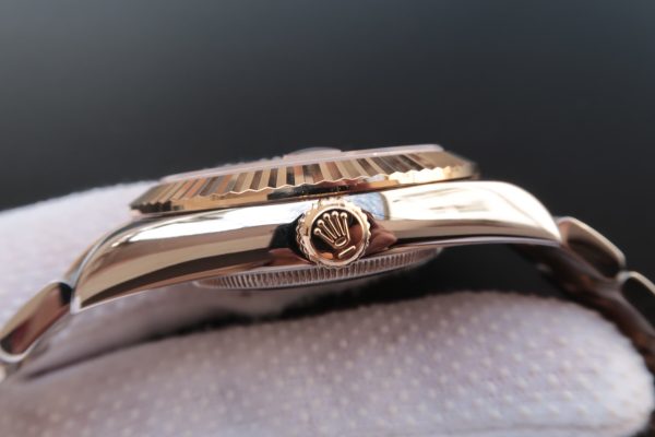DATEJUST 41 TWO-TONE CHAMPAGNE DIAMOND DIAL - Image 4
