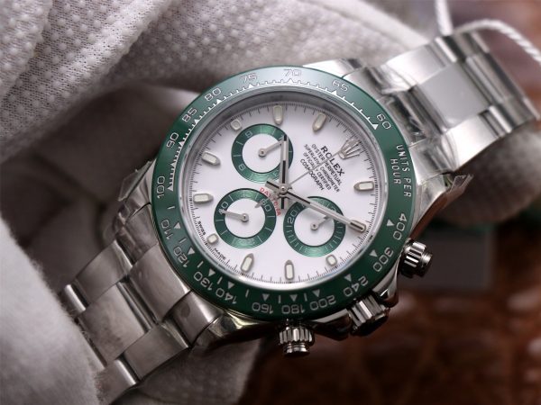 DAYTONA 40MM STEEL CASE GREEN BEZEL WHITE DIAL - Image 2
