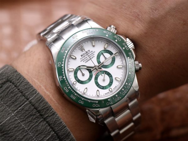 DAYTONA 40MM STEEL CASE GREEN BEZEL WHITE DIAL - Image 7